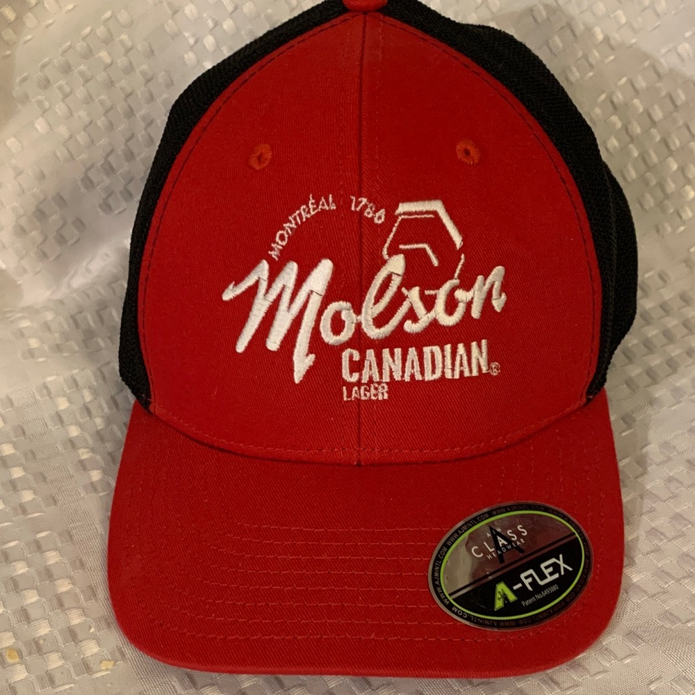 Molson Canadian Red and Black trucker cap, size S/M.